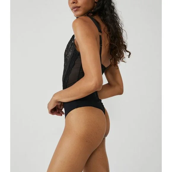 🎉LAST CHANCE🎉 FREE PEOPLE Off Beat Bodysuit / Black - Picture 7 of 12